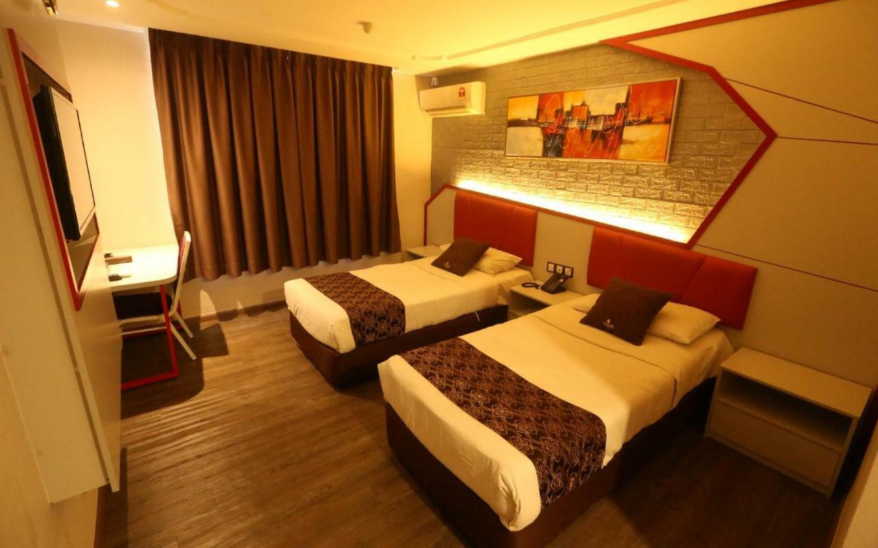Golden Nasmir Hotel بوكيت ميرتاجام المظهر الخارجي الصورة