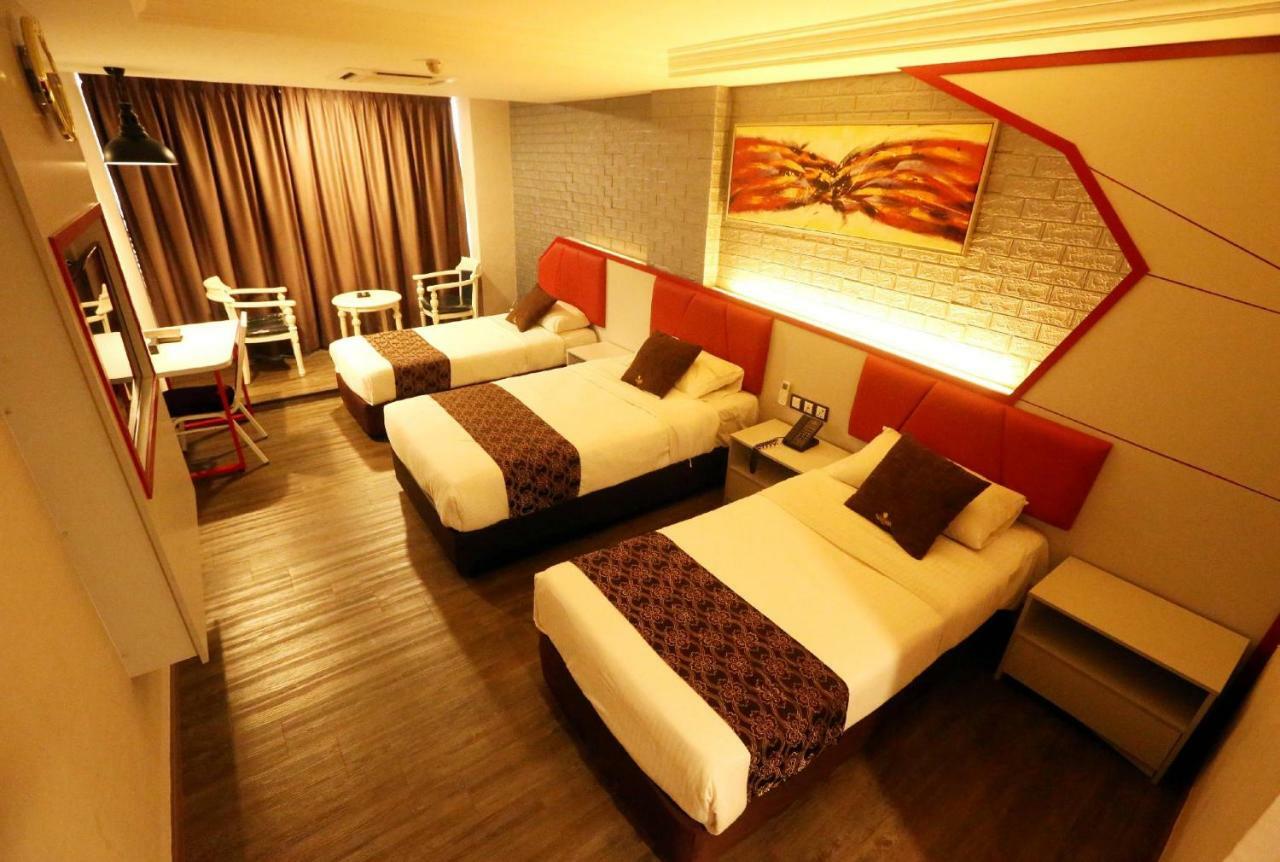 Golden Nasmir Hotel بوكيت ميرتاجام المظهر الخارجي الصورة