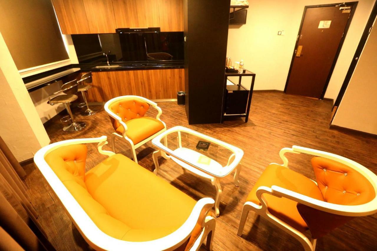 Golden Nasmir Hotel بوكيت ميرتاجام المظهر الخارجي الصورة